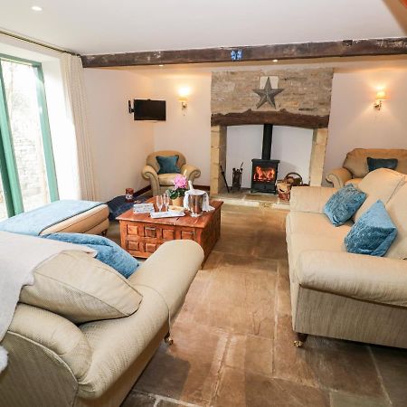 Five Mile House Barn Villa Cirencester Exterior foto