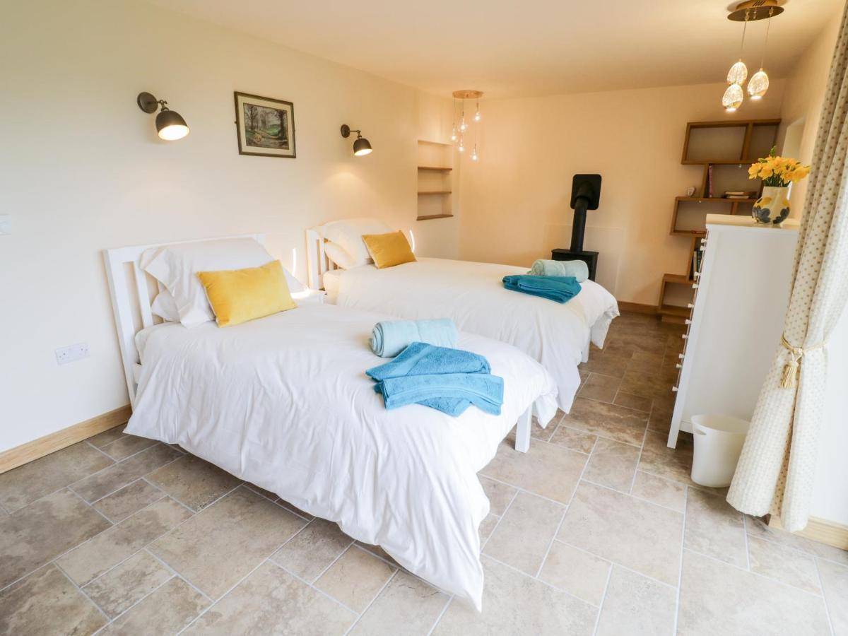 Five Mile House Barn Villa Cirencester Exterior foto